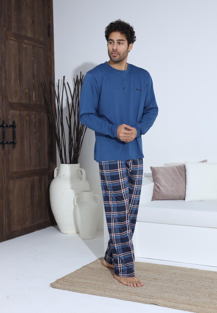 Pijama Barbati ,Maneca si Pantaloni Lungi,Culoare Albastru cu Rosu,Engros